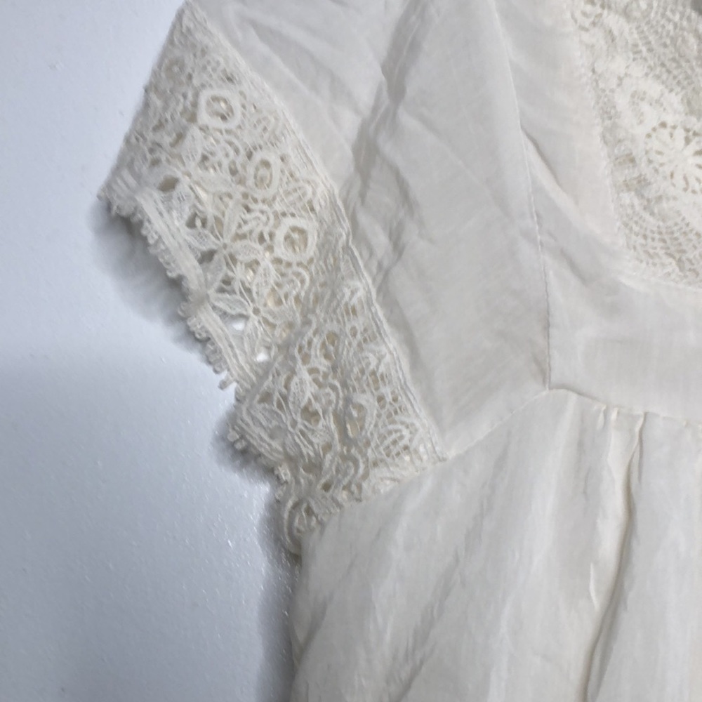 Sundance ivory short sleeve top. Medium - Picture 4 of 11